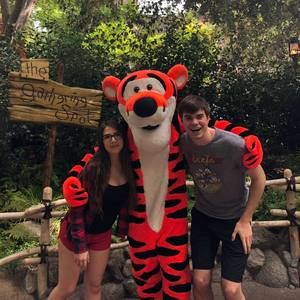 Meet your Posher, Sky